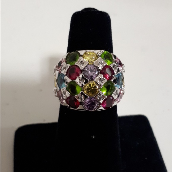 Ring - Picture 5 of 5